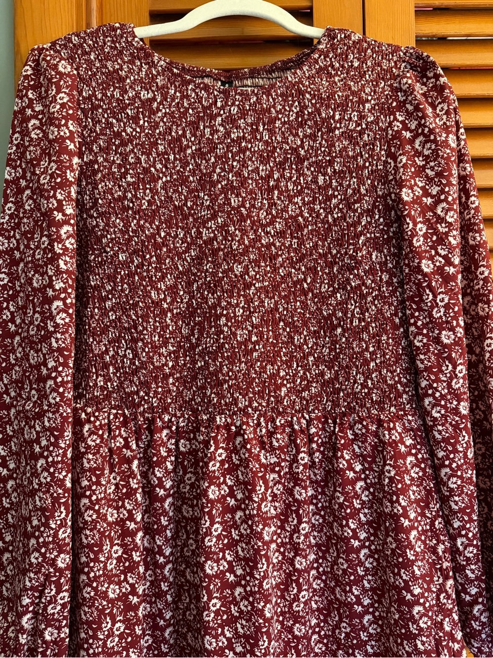Women's Maroon Floral Tiered Midi Dress - Picture 3 of 6